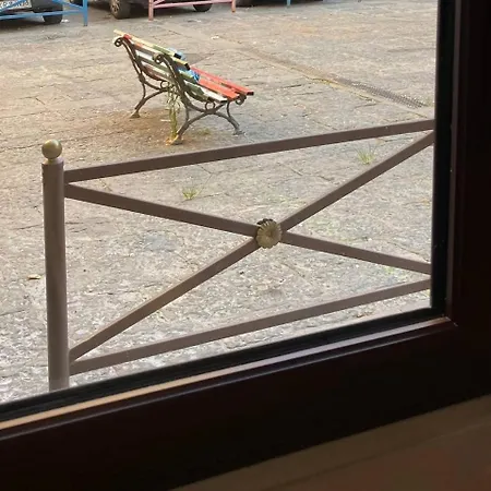 Phaedra House Napels